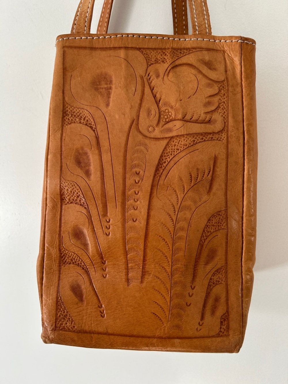 Hand Tooled Leather Tote Bag from Paraguay with Tan Floral Design - Picture 3 of 16